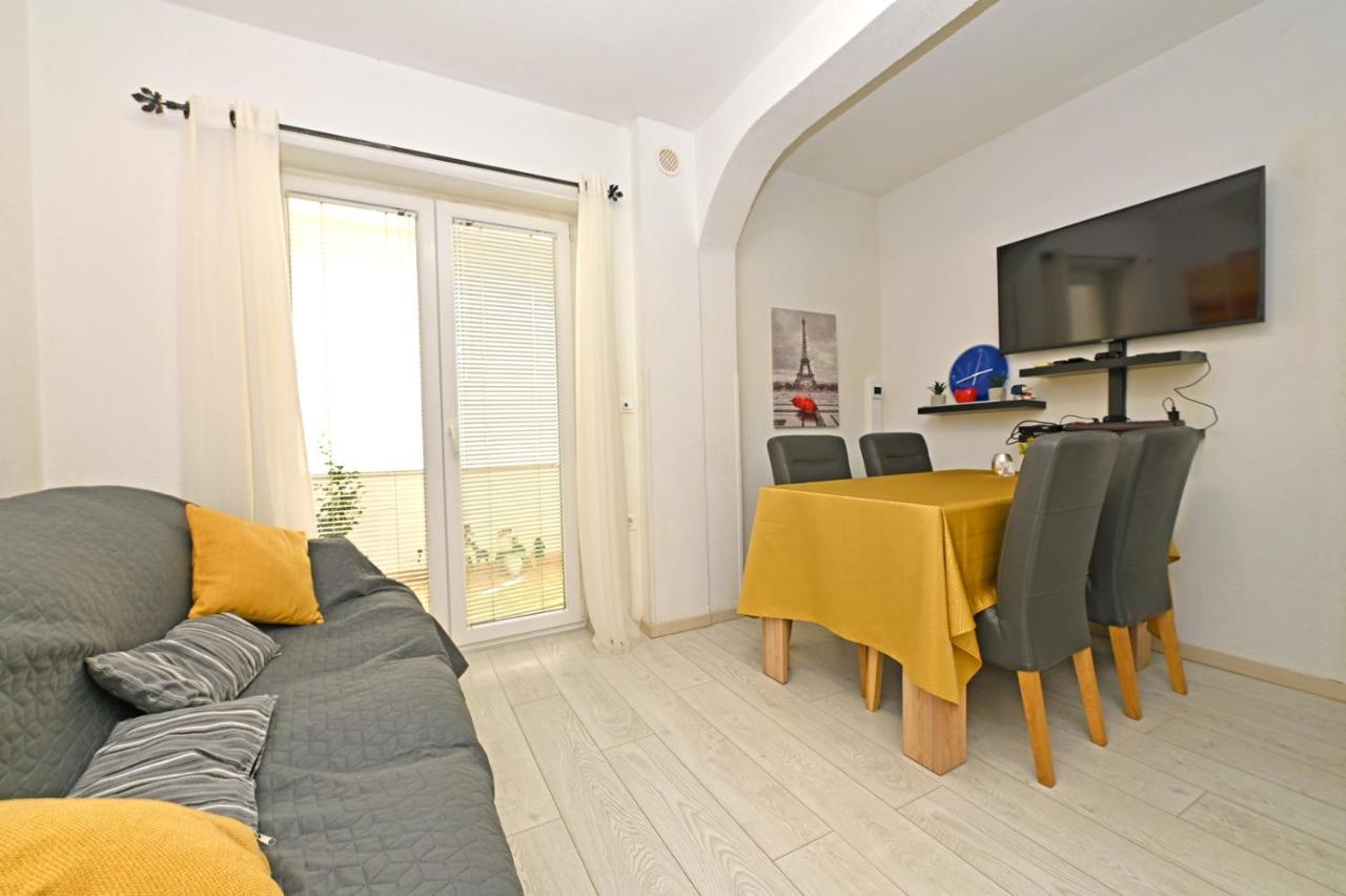 Apartman Blaz Leilighet Poreč Eksteriør bilde